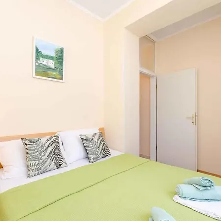 Lejlighed Two-bedroom In Crikvenica Xxxiii *